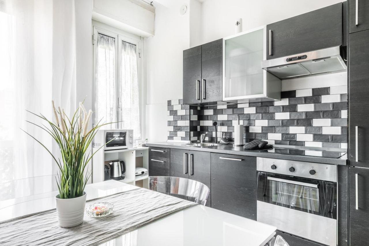 Апартаменты 'Tribal House' Sansiro-Rhofiera-Duomo Милан Экстерьер фото