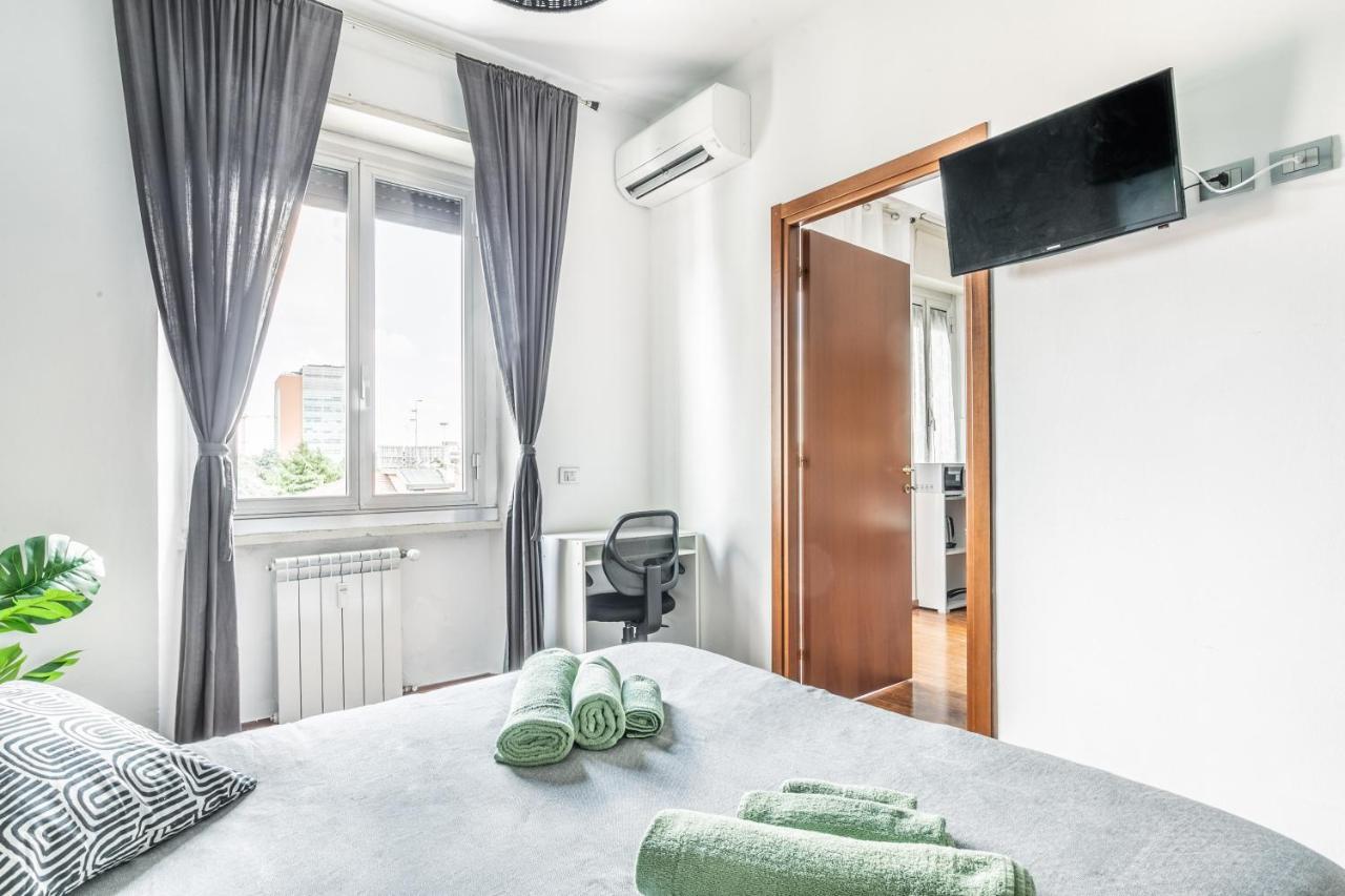 Апартаменты 'Tribal House' Sansiro-Rhofiera-Duomo Милан Экстерьер фото
